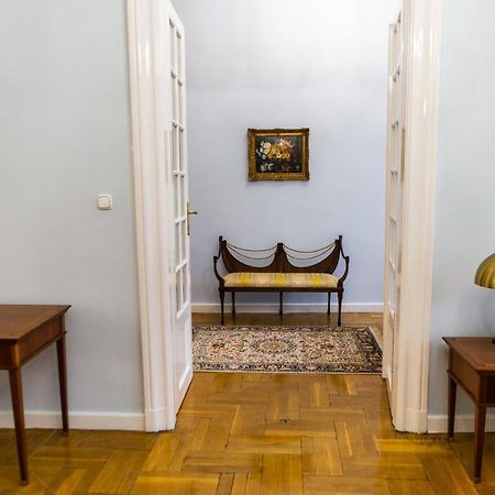 Luxury Downtown 3 Bedroom Apartment By Synagoge With Beautiful View Budapest Eksteriør bilde