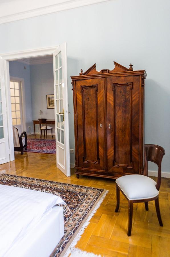 Luxury Downtown 3 Bedroom Apartment By Synagoge With Beautiful View Budapest Eksteriør bilde