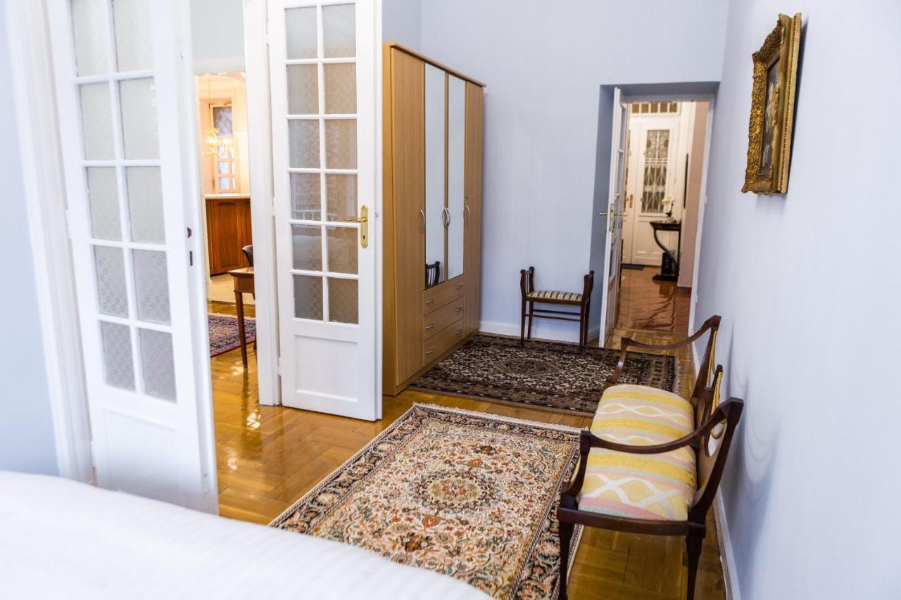 Luxury Downtown 3 Bedroom Apartment By Synagoge With Beautiful View Budapest Eksteriør bilde