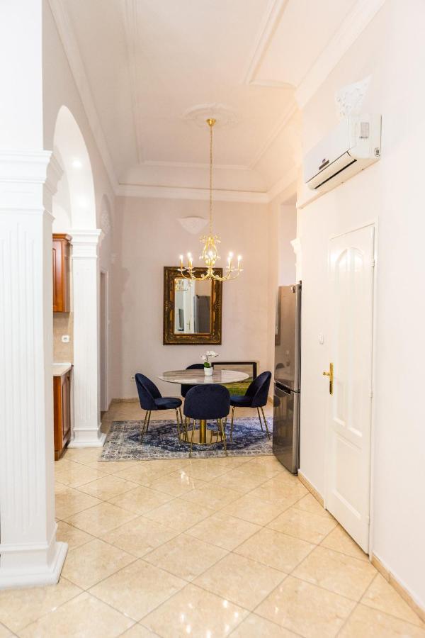 Luxury Downtown 3 Bedroom Apartment By Synagoge With Beautiful View Budapest Eksteriør bilde
