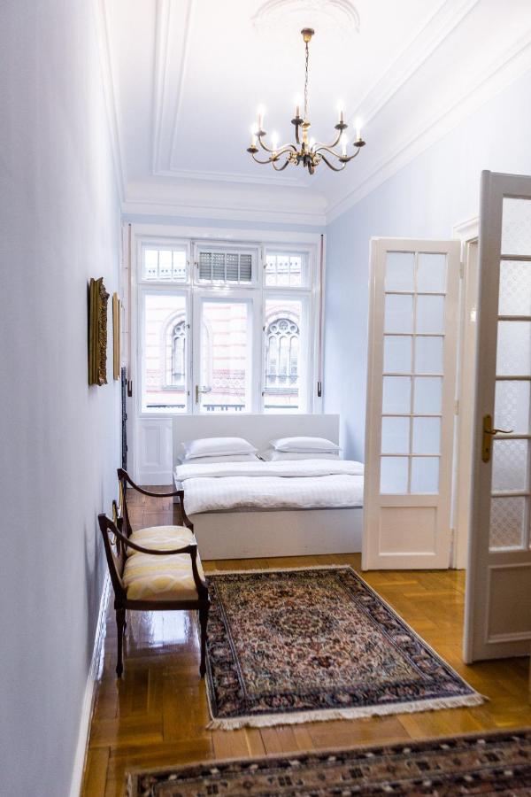 Luxury Downtown 3 Bedroom Apartment By Synagoge With Beautiful View Budapest Eksteriør bilde